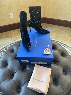 Stuart Weitzman stretch Cosmic 100 booties
